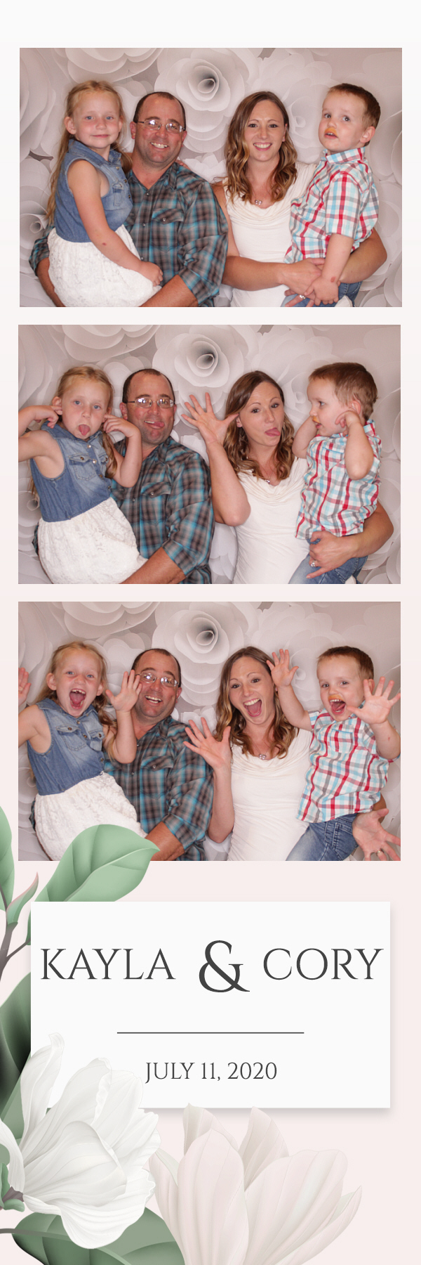 Kayla and Cory Wedding | View more photos from the event at gallery.photoboothbillings.com/u/PhotoBoothBillings/Kayla-and-Cory-Wedding